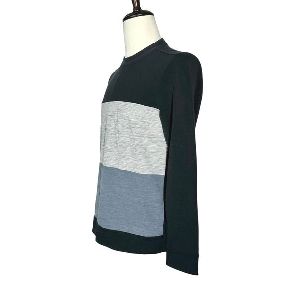 Icebreaker | Men | Merino Wool Color Block Stripe Crew Neck Sweater | Size Small - Picture 4 of 10
